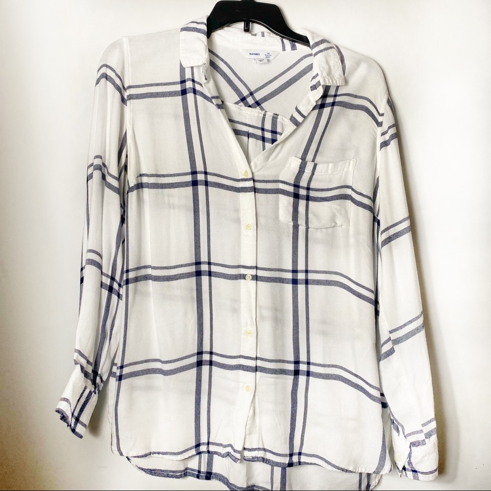 Old navy | The Classic Shirt Button Down Top - Picture 1 of 7
